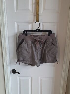 PURE ENERGY Plus Size (16) Hiking/Fishing/Walking Shorts